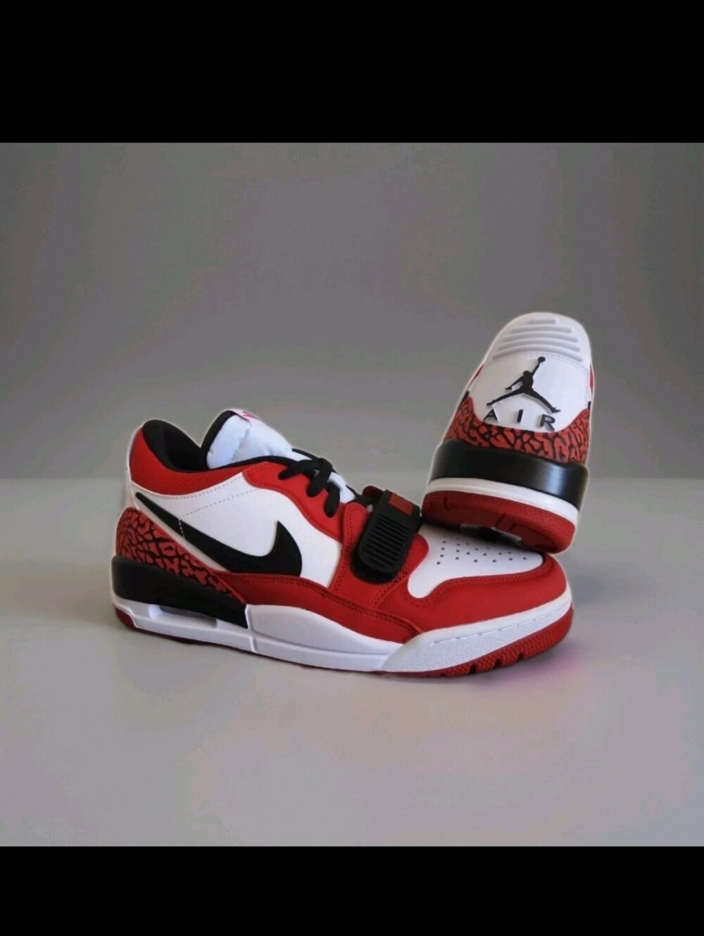Size 7.5M/9W Nike Air Jordan Legacy 312 Low 'Chicago' Gym Red CD7069-116